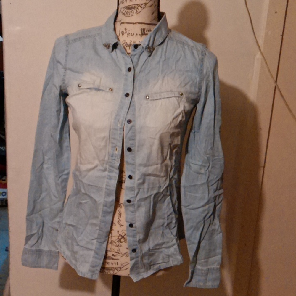 NWT Button down shirt